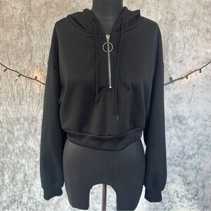 SHEIN Black cropped zip up hoodie
